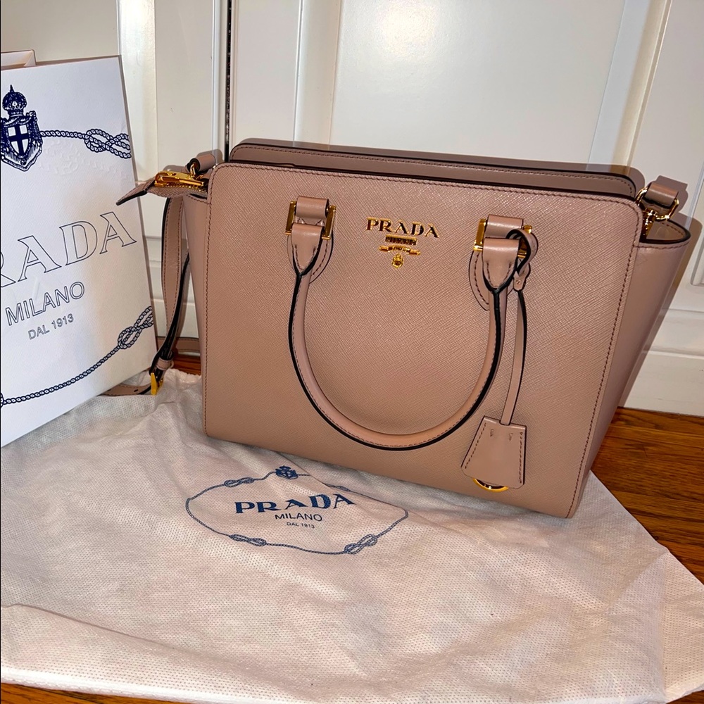 Prada Galleria Saffiano leather medium bag- Nude/Pink, Cameo Beige